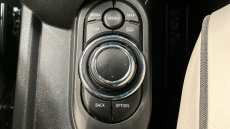 MINI Hatchback 1.5 Cooper Exclusive 3dr Auto Petrol Hatchback